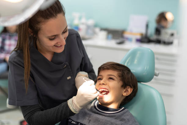 Best Emergency Tooth Extraction in Splendora, TX